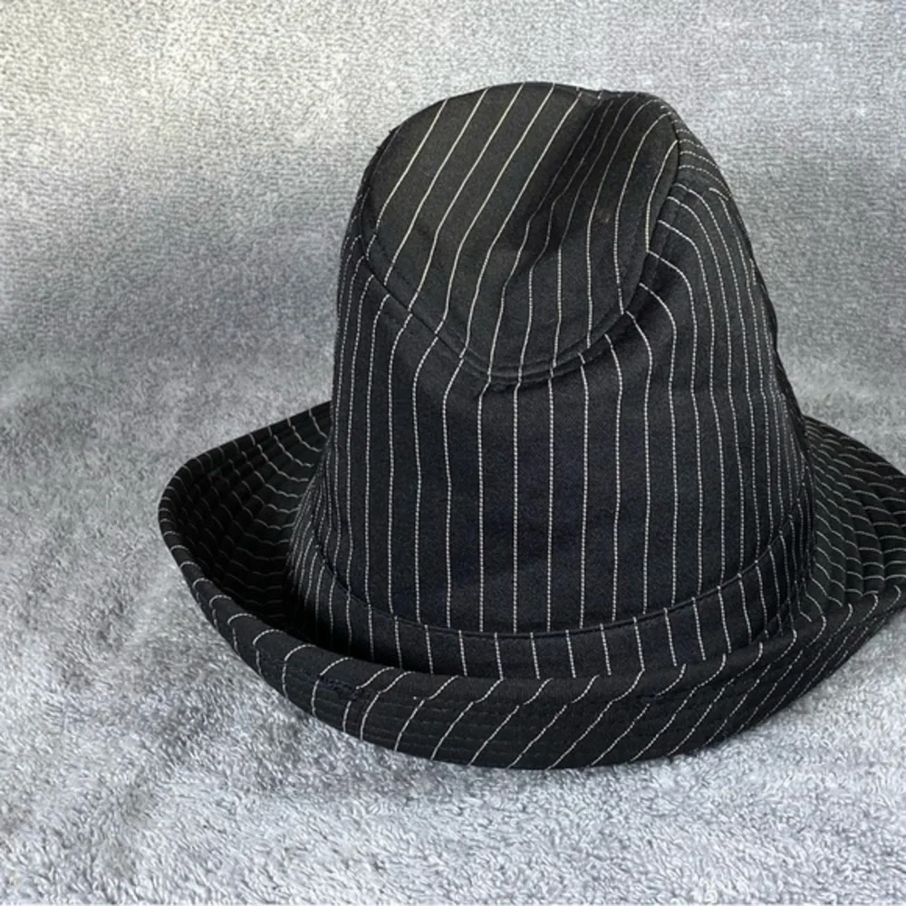 Hat One‎ Size Black Stripes
